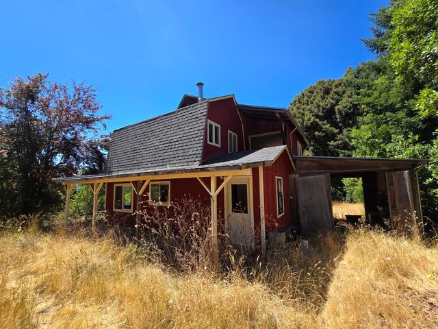 80000 & 80010 Ebert Lane, Garberville, CA 95542