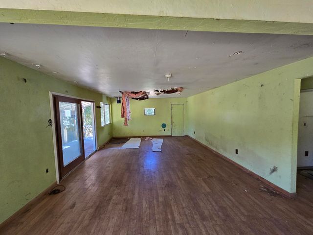 80000 & 80010 Ebert Lane, Garberville, CA 95542