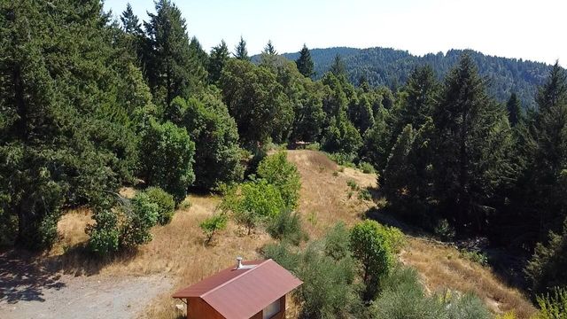 80000 & 80010 Ebert Lane, Garberville, CA 95542