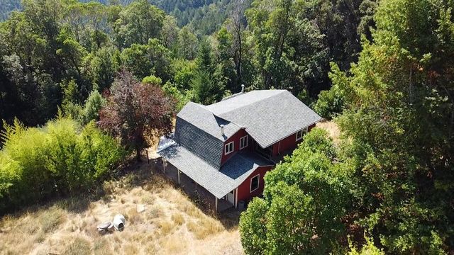 80000 & 80010 Ebert Lane, Garberville, CA 95542