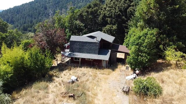 80000 & 80010 Ebert Lane, Garberville, CA 95542