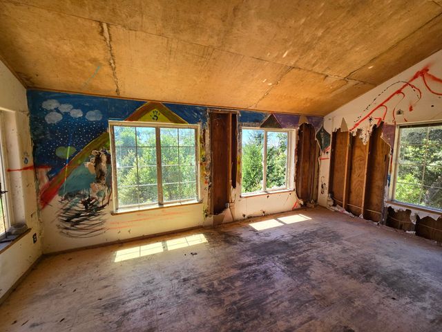 80000 & 80010 Ebert Lane, Garberville, CA 95542