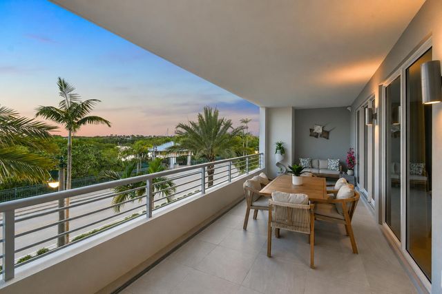1 S Coastal Way 202, Jupiter, FL 33477