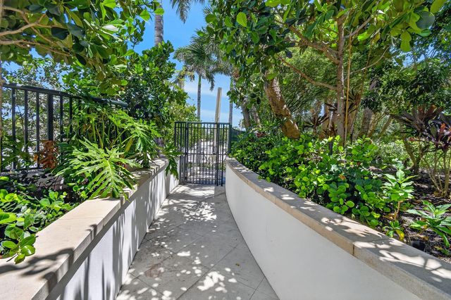 1 S Coastal Way 202, Jupiter, FL 33477
