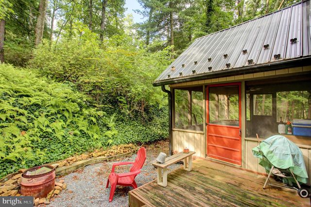 8140 MICHAUX DRIVE, Fayetteville, PA 17222