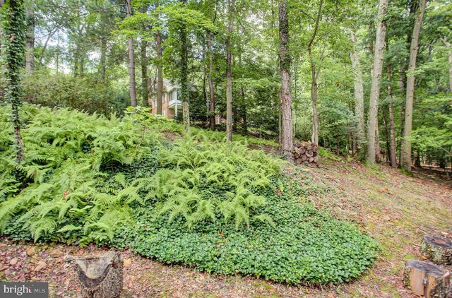 8140 MICHAUX DRIVE, Fayetteville, PA 17222