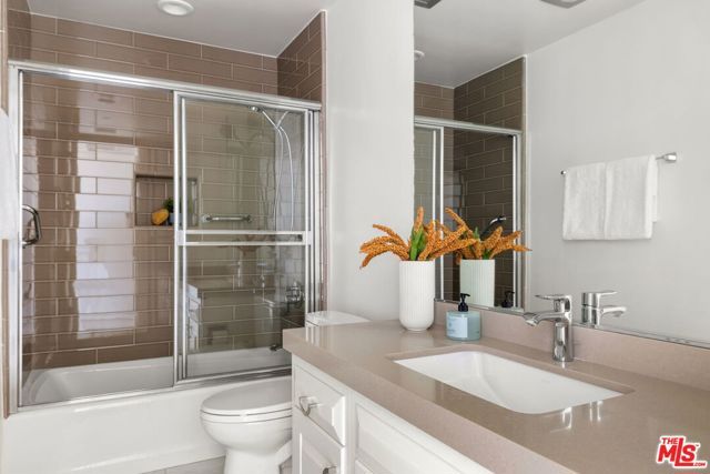 300 N Swall Drive 307, Beverly Hills, CA 90211