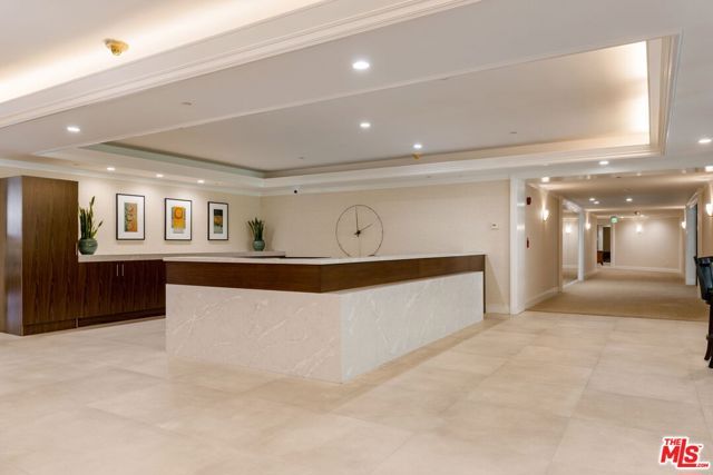 300 N Swall Drive 307, Beverly Hills, CA 90211