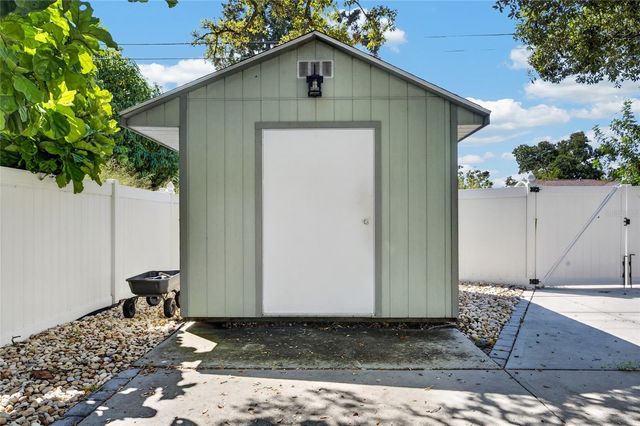 2138 7TH AVENUE N, St Petersburg, FL 33713