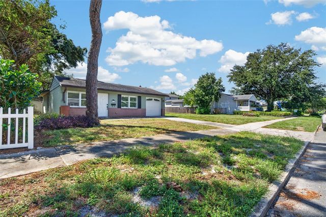 2138 7TH AVENUE N, St Petersburg, FL 33713