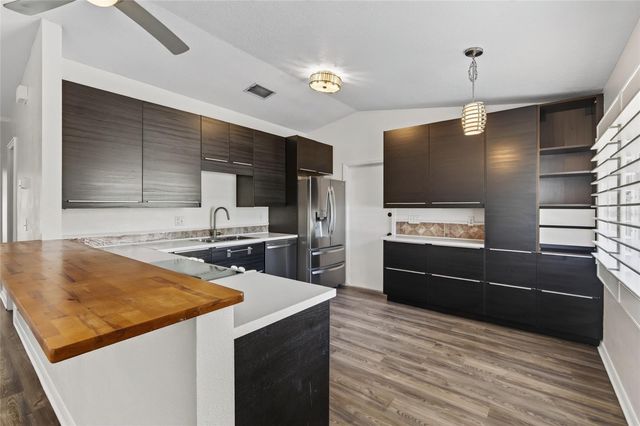 2138 7TH AVENUE N, St Petersburg, FL 33713