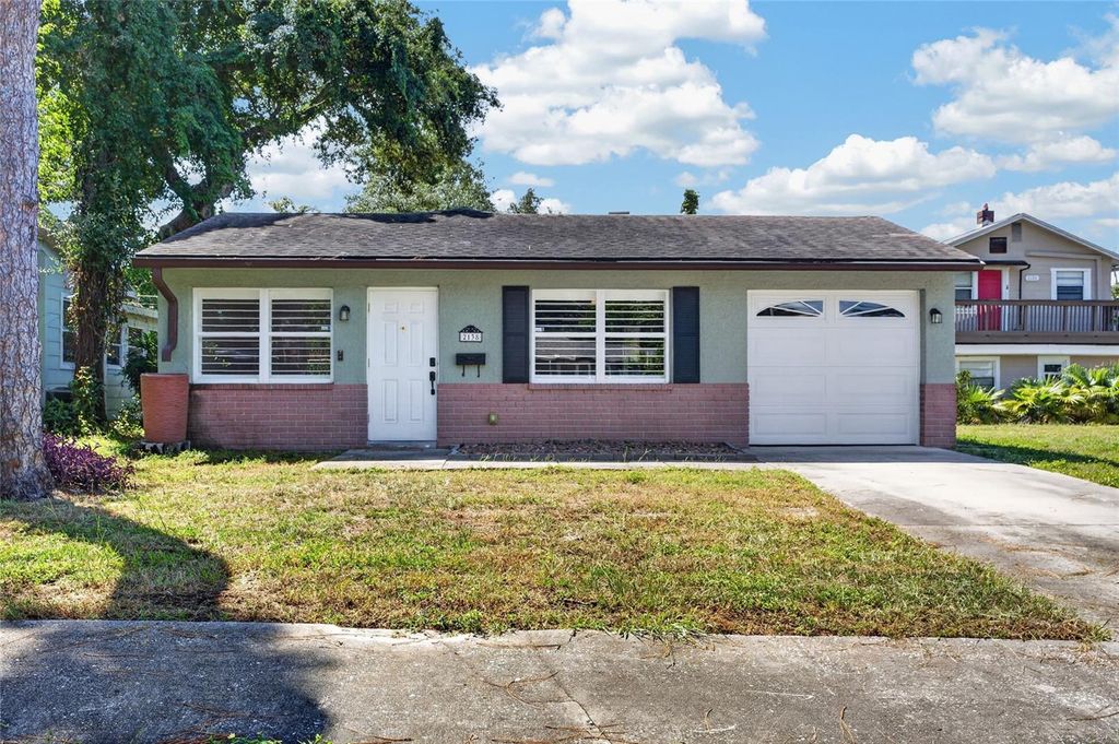 2138 7TH AVENUE N, St Petersburg, FL 33713