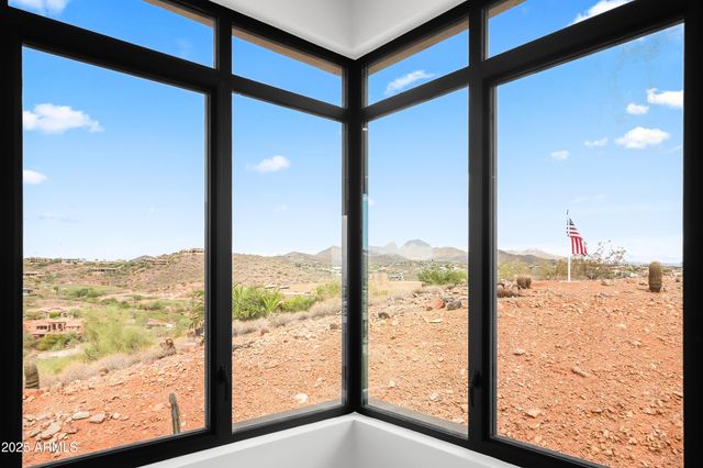 9814 N RED BLUFF Drive, Fountain Hills, AZ 85268