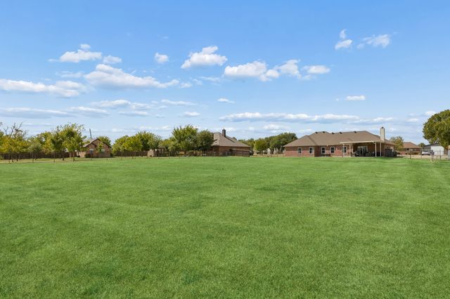 11113 Linda Circle, Forney, TX 75126