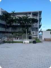 1480 S Ocean Blvd 218, Lauderdale By The Sea, FL 33062