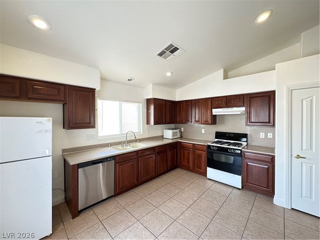 8571 LITTLE FOX Street, Las Vegas, NV 89123