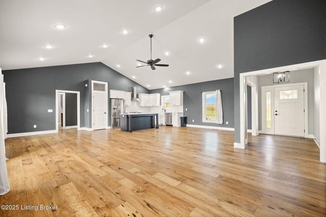 5944 St. John Rd, Elizabethtown, KY 42701