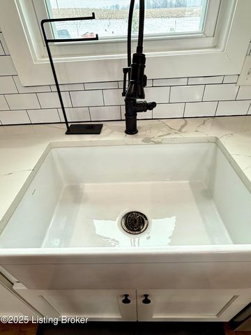 5944 St. John Rd, Elizabethtown, KY 42701