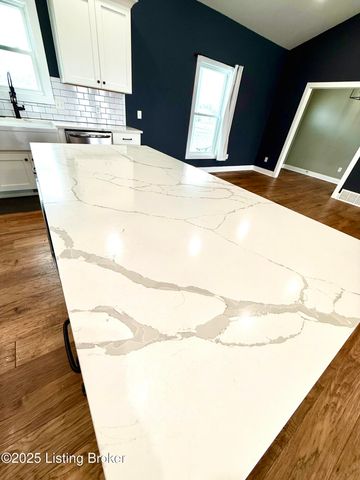 5944 St. John Rd, Elizabethtown, KY 42701