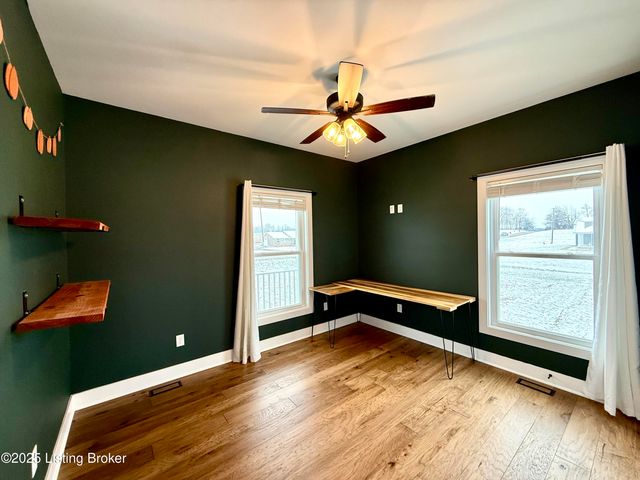 5944 St. John Rd, Elizabethtown, KY 42701