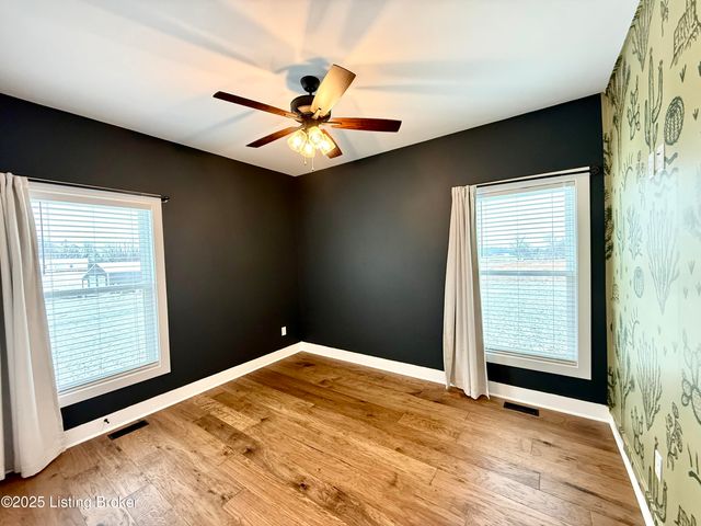 5944 St. John Rd, Elizabethtown, KY 42701