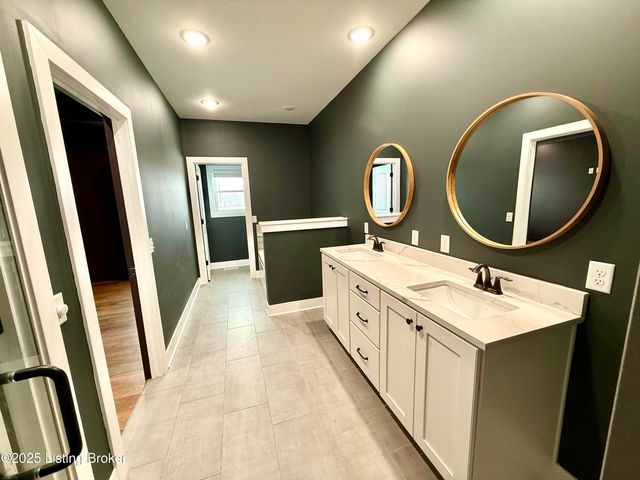 5944 St. John Rd, Elizabethtown, KY 42701