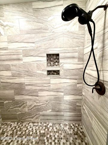 5944 St. John Rd, Elizabethtown, KY 42701