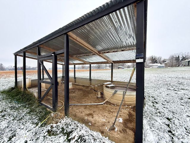 5944 St. John Rd, Elizabethtown, KY 42701