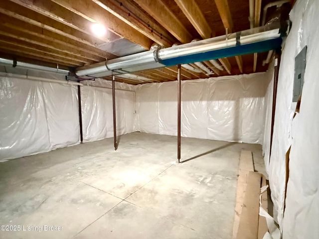 5944 St. John Rd, Elizabethtown, KY 42701