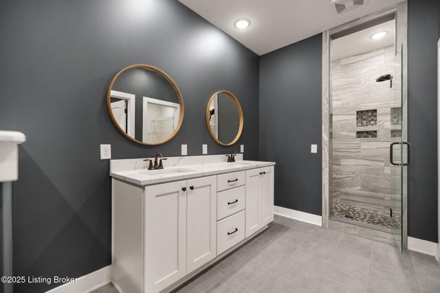 5944 St. John Rd, Elizabethtown, KY 42701