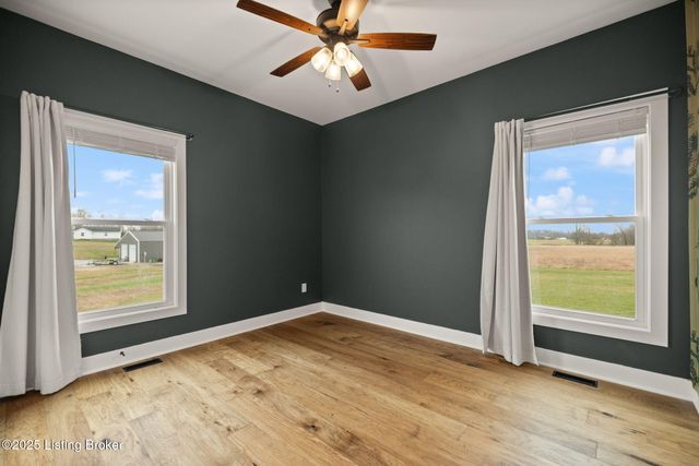 5944 St. John Rd, Elizabethtown, KY 42701