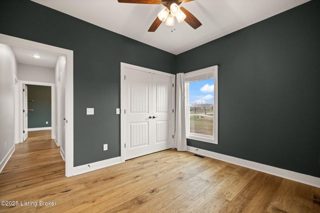 5944 St. John Rd, Elizabethtown, KY 42701