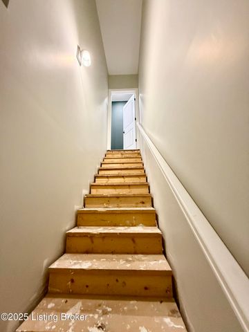 5944 St. John Rd, Elizabethtown, KY 42701