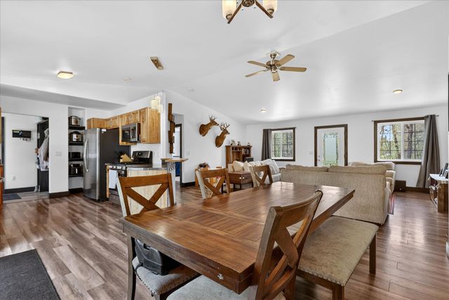 20392 Gates Road, Howard City, MI 49329
