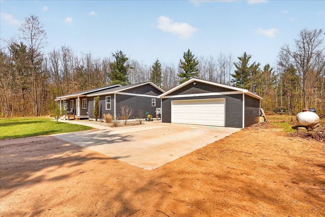 20392 Gates Road, Howard City, MI 49329