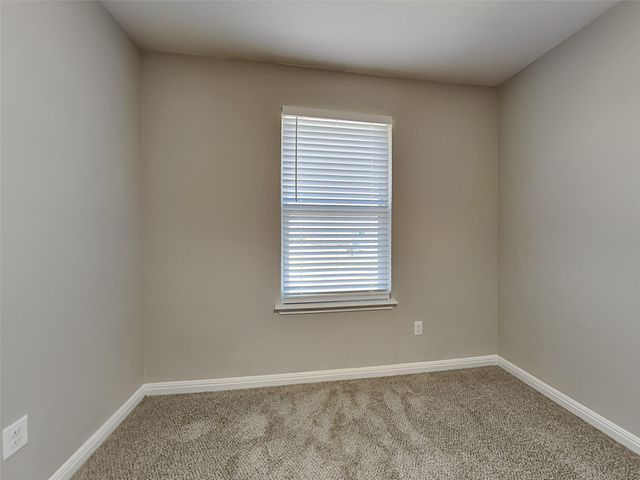 1052 Esplanade PKWY, San Marcos, TX 78666