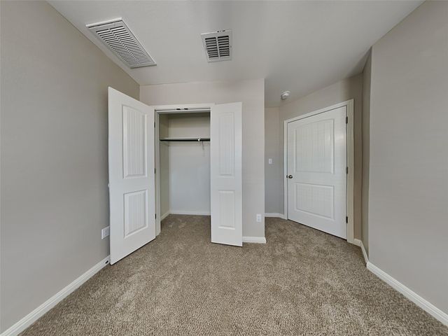 1052 Esplanade PKWY, San Marcos, TX 78666
