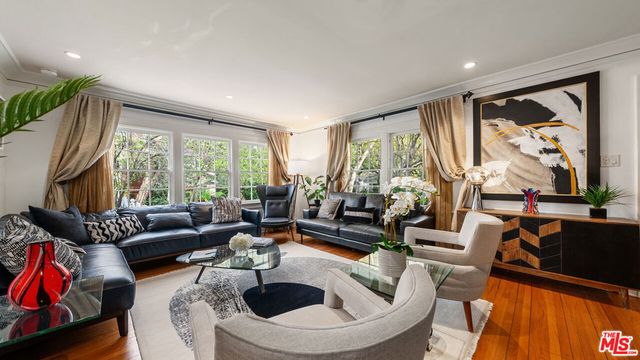 1625 Opechee Way, Glendale, CA 91208