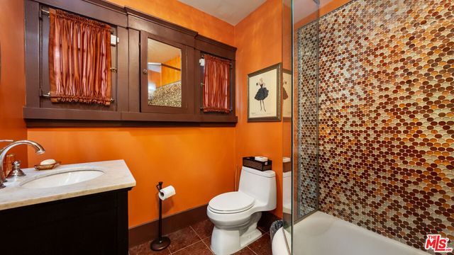 1625 Opechee Way, Glendale, CA 91208