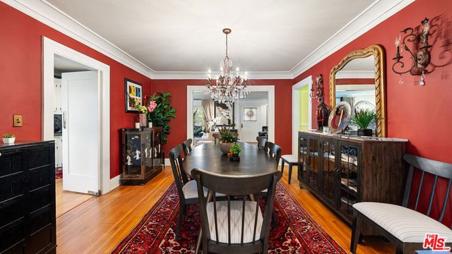 1625 Opechee Way, Glendale, CA 91208