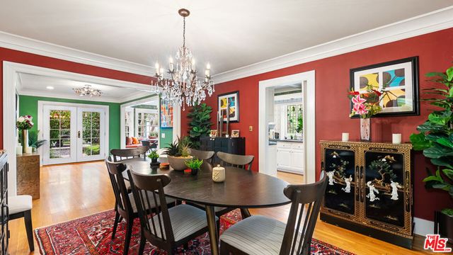 1625 Opechee Way, Glendale, CA 91208