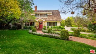 1625 Opechee Way, Glendale, CA 91208