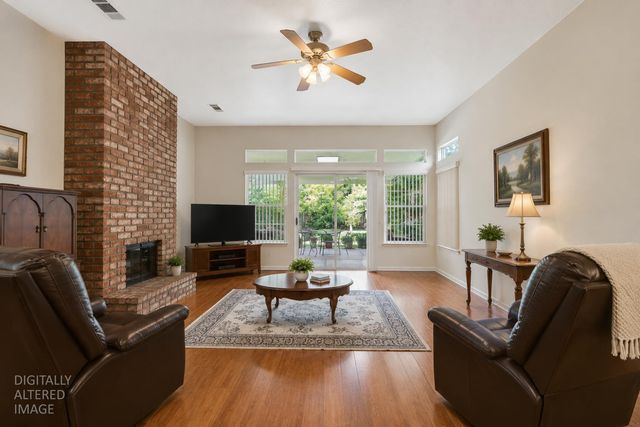 6141 Hall Ln, Carmichael, CA 95608