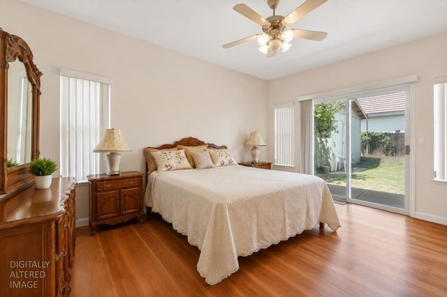 6141 Hall Ln, Carmichael, CA 95608