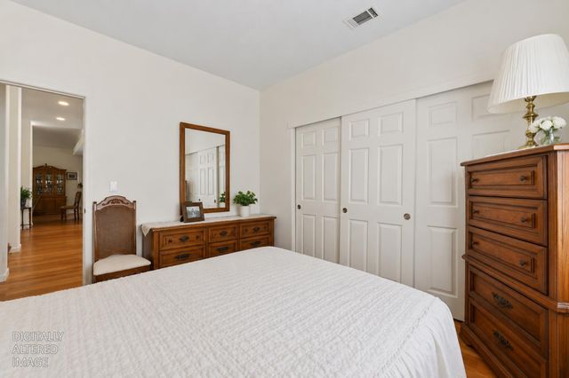 6141 Hall Ln, Carmichael, CA 95608