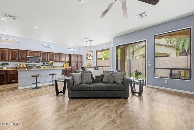 7239 E NATHAN Street, Mesa, AZ 85207