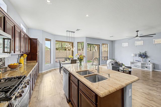 7239 E NATHAN Street, Mesa, AZ 85207