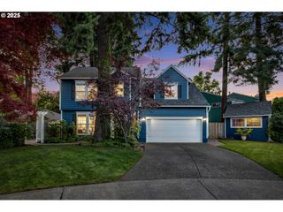 241 Nw SCOTT St, Hillsboro, OR 97124