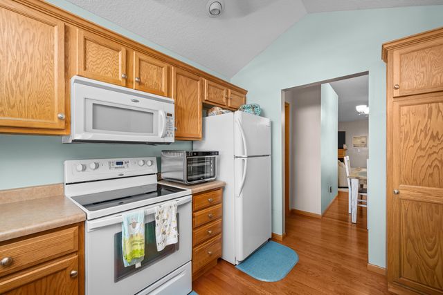 1133 33rd Avenue Circle, Silvis, IL 61282