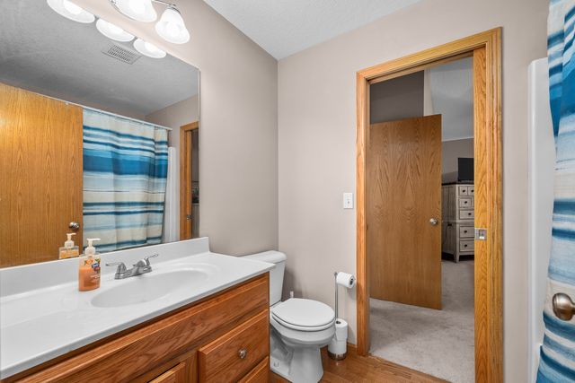 1133 33rd Avenue Circle, Silvis, IL 61282